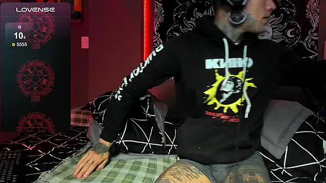 Snapshot of josh__ackerman chatting on April 10, 2026, 3:45 am josh ackerman online show from April 10, 2026, 3:45 am