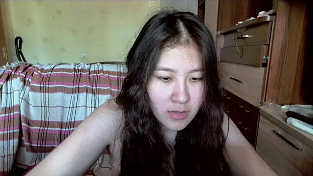 Riz girl online show from April 12, 2026, 12:10 pm