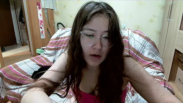 Riz girl online show from April 19, 2026, 6:10 pm