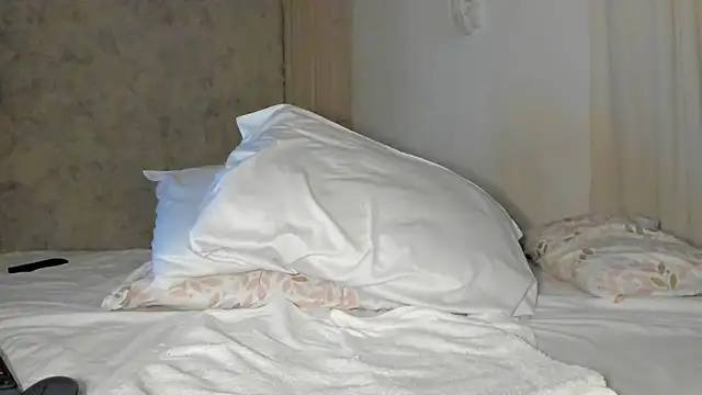 rosaaliiaa1 online show from March 11, 2025, 12:33 am