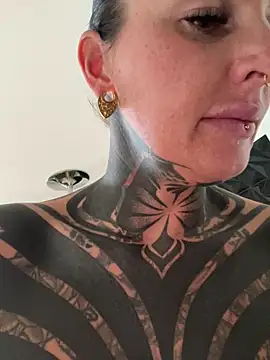 InkedBiitch online show from October 26, 2025, 2:12 pm