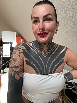 InkedBiitch online show from March 25, 2026, 6:41 am