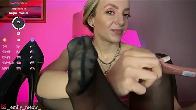  Emily Sweety  online show from January 18, 2025, 3:05 pm