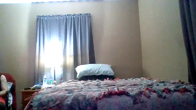 JoJoMonroe84 online show from February 19, 2026, 4:19 am