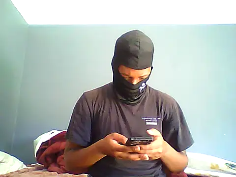 Snapshot of TitularAdaption chatting on December 2, 2025, 8:08 am TitularAdaption online show from December 2, 2025, 8:08 am