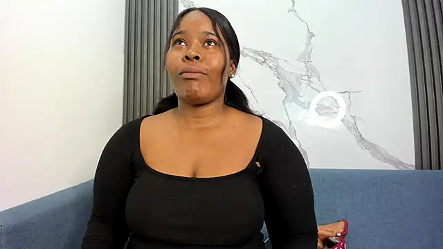 Rianamanson online show from October 31, 2025, 5:08 am