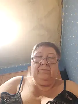 Lena Gaby online show from May 29, 2026, 5:27 am