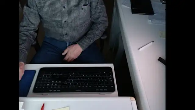 dutchpornking online show from January 15, 2026, 7:13 am