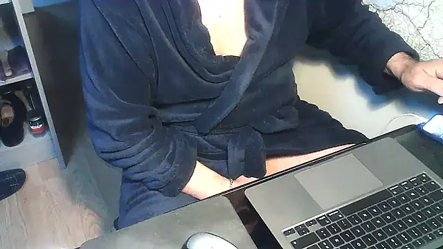 DUDURAxh online show from November 28, 2025, 7:22 am