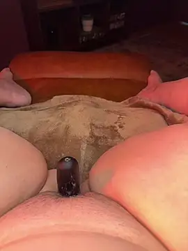 bigirl1979 online show from March 6, 2026, 1:40 pm