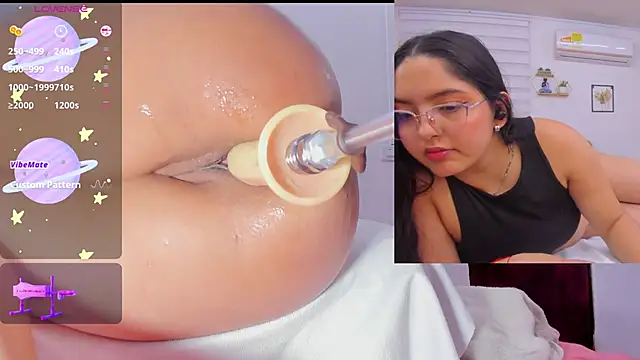 sofi velez online show from February 22, 2025, 4:29 am