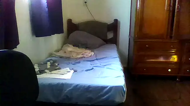 Snapshot of SAFADINHO-25 chatting on January 19, 2025, 7:26 pm SAFADINHO-25 online show from January 19, 2025, 7:26 pm