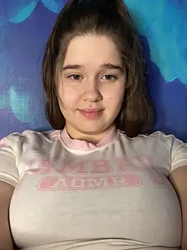 Snapshot of HornyGirlH chatting on December 18, 2024, 8:47 pm HornyGirlH online show from December 18, 2024, 8:47 pm