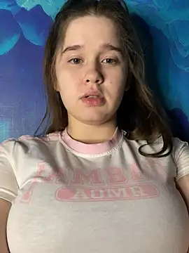 Snapshot of HornyGirlH chatting on December 19, 2024, 8:34 pm HornyGirlH online show from December 19, 2024, 8:34 pm