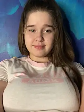 Snapshot of HornyGirlH chatting on December 20, 2024, 8:45 pm HornyGirlH online show from December 20, 2024, 8:45 pm