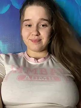 Snapshot of HornyGirlH chatting on December 21, 2024, 9:47 pm HornyGirlH online show from December 21, 2024, 9:47 pm