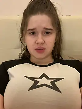 Snapshot of HornyGirlH chatting on February 10, 2025, 3:46 am HornyGirlH online show from February 10, 2025, 3:46 am