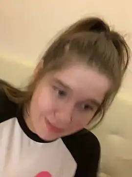 Snapshot of HornyGirlH chatting on February 21, 2025, 1:55 am HornyGirlH online show from February 21, 2025, 1:55 am