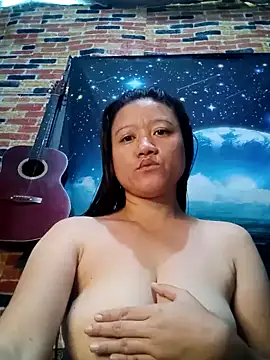 Snapshot of Urchanel chatting on February 8, 2025, 12:38 am Urchanel online show from February 8, 2025, 12:38 am