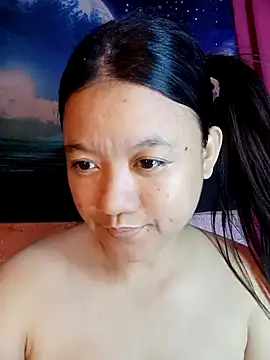 Snapshot of Urchanel chatting on July 17, 2026, 11:28 am Urchanel online show from July 17, 2026, 11:28 am