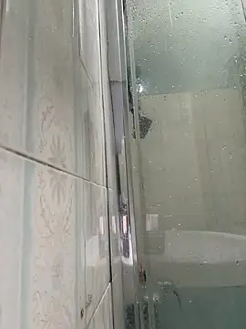 samuchoco21 online show from April 14, 2026, 4:51 am