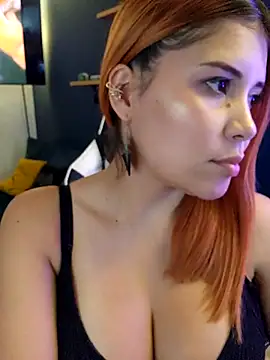 jnilu1227 online show from March 18, 2025, 4:59 pm