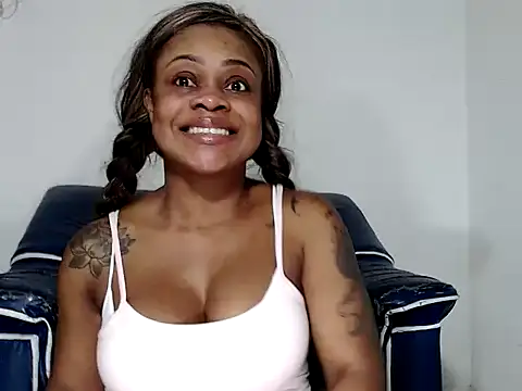 Snapshot of alexiaao9 chatting on January 13, 2026, 4:18 am alexiaao9 online show from January 13, 2026, 4:18 am