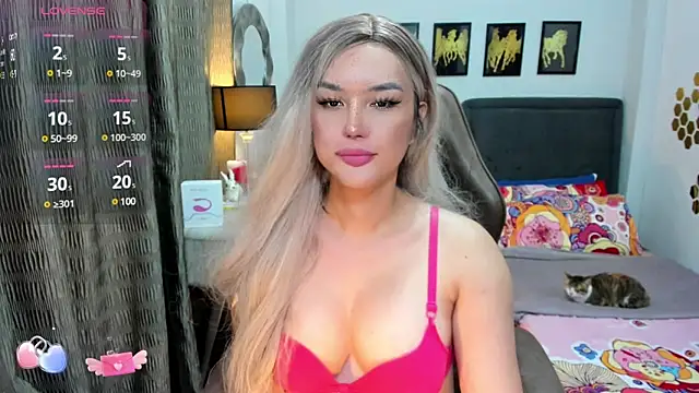 Snapshot of TwilightMistress69 chatting on February 13, 2025, 12:00 pm TwilightMistress69 online show from February 13, 2025, 12:00 pm