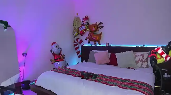 Snapshot of holy_khloe chatting on December 22, 2024, 9:00 am holy khloe online show from December 22, 2024, 9:00 am