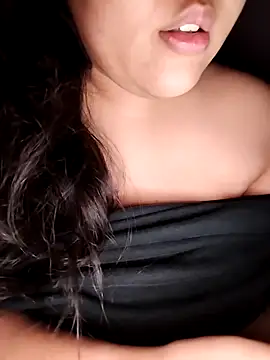 Snapshot of Annerae chatting on September 18, 2025, 5:04 pm Annerae online show from September 18, 2025, 5:04 pm