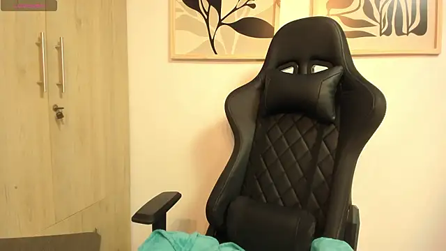 Ash milk online show from April 15, 2026, 2:02 pm