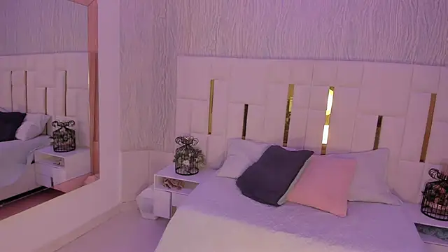 Snapshot of Meghan_stonne_ chatting on November 14, 2025, 9:02 pm Meghan stonne online show from November 14, 2025, 9:02 pm