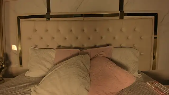 Snapshot of Meghan_stonne_ chatting on November 22, 2025, 7:13 pm Meghan stonne online show from November 22, 2025, 7:13 pm