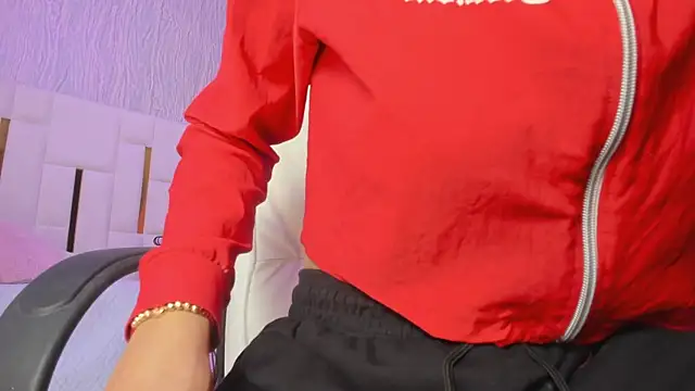 Snapshot of Meghan_stonne_ chatting on December 14, 2025, 7:18 pm Meghan stonne online show from December 14, 2025, 7:18 pm