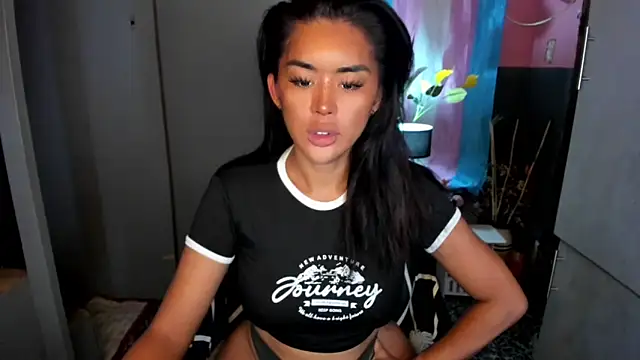 QuiinMollyXxX online show from April 26, 2026, 1:58 am