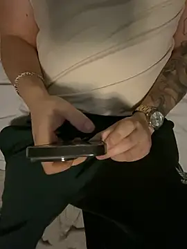 Snapshot of ThreesixtyM chatting on March 1, 2025, 10:31 pm ThreesixtyM online show from March 1, 2025, 10:31 pm