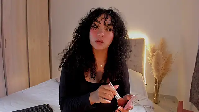 mariam hill online show from November 22, 2025, 3:00 pm