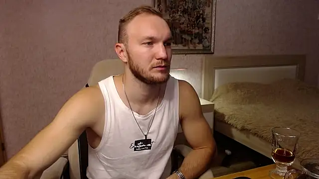 Toress1 online show from October 25, 2025, 6:13 pm