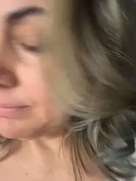 Emma roqueen online show from April 22, 2026, 8:32 pm