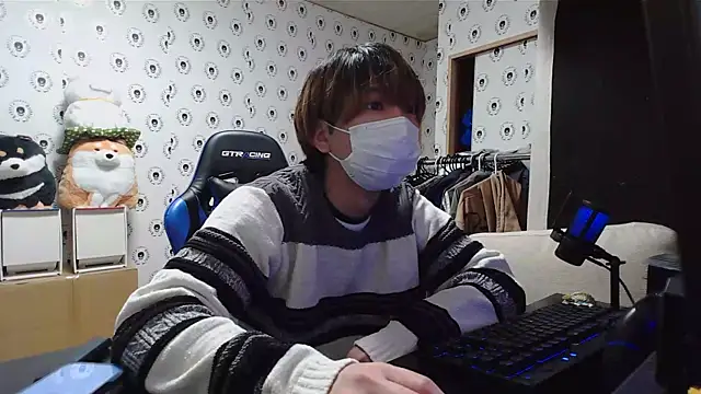 pychan online show from March 14, 2025, 11:23 am