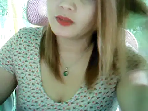 ashlylove25 online show from February 19, 2026, 2:24 pm