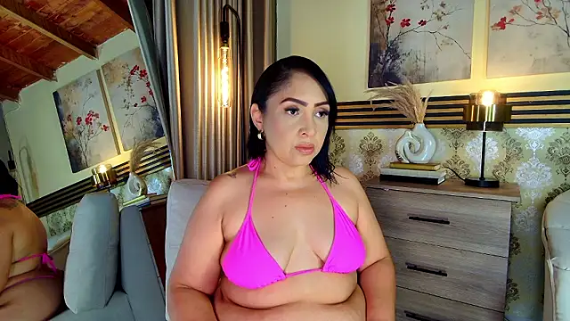 Madissononee online show from February 25, 2026, 2:32 am