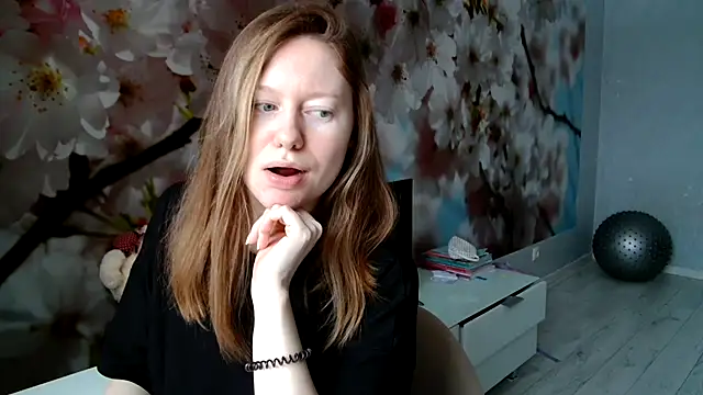 ConnieDaw online show from January 19, 2025, 9:33 am