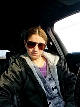 Snapshot of Geile-Luna chatting on March 28, 2026, 3:55 pm Geile-Luna online show from March 28, 2026, 3:55 pm