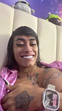 Nella Dolls online show from March 4, 2026, 4:51 am