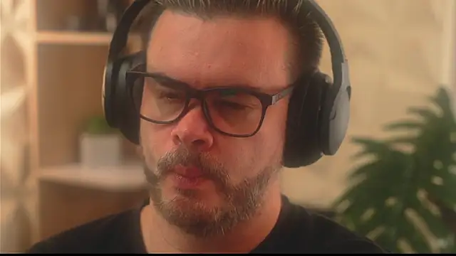 Snapshot of Sanders_White chatting on January 15, 2026, 4:22 pm Sanders White online show from January 15, 2026, 4:22 pm