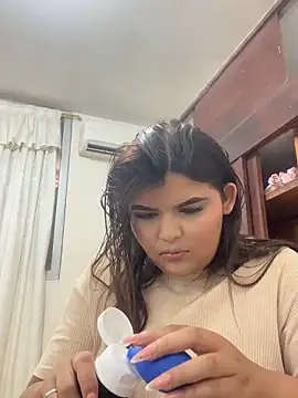 Lia sexx online show from October 28, 2025, 7:16 pm