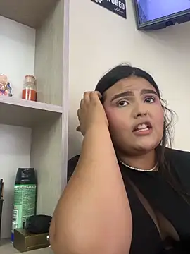 Lia sexx online show from March 6, 2026, 6:37 pm