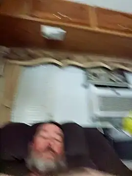 Snapshot of van88 chatting on March 18, 2025, 7:42 pm van88 online show from March 18, 2025, 7:42 pm