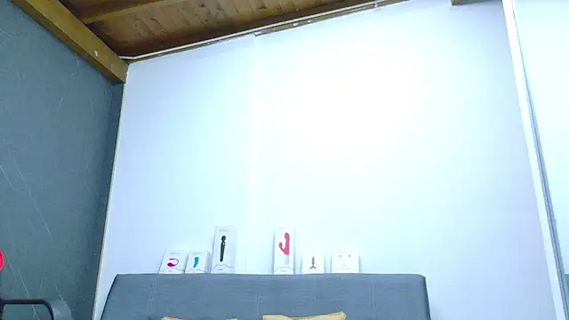 Britney taylor  online show from January 15, 2026, 7:39 pm